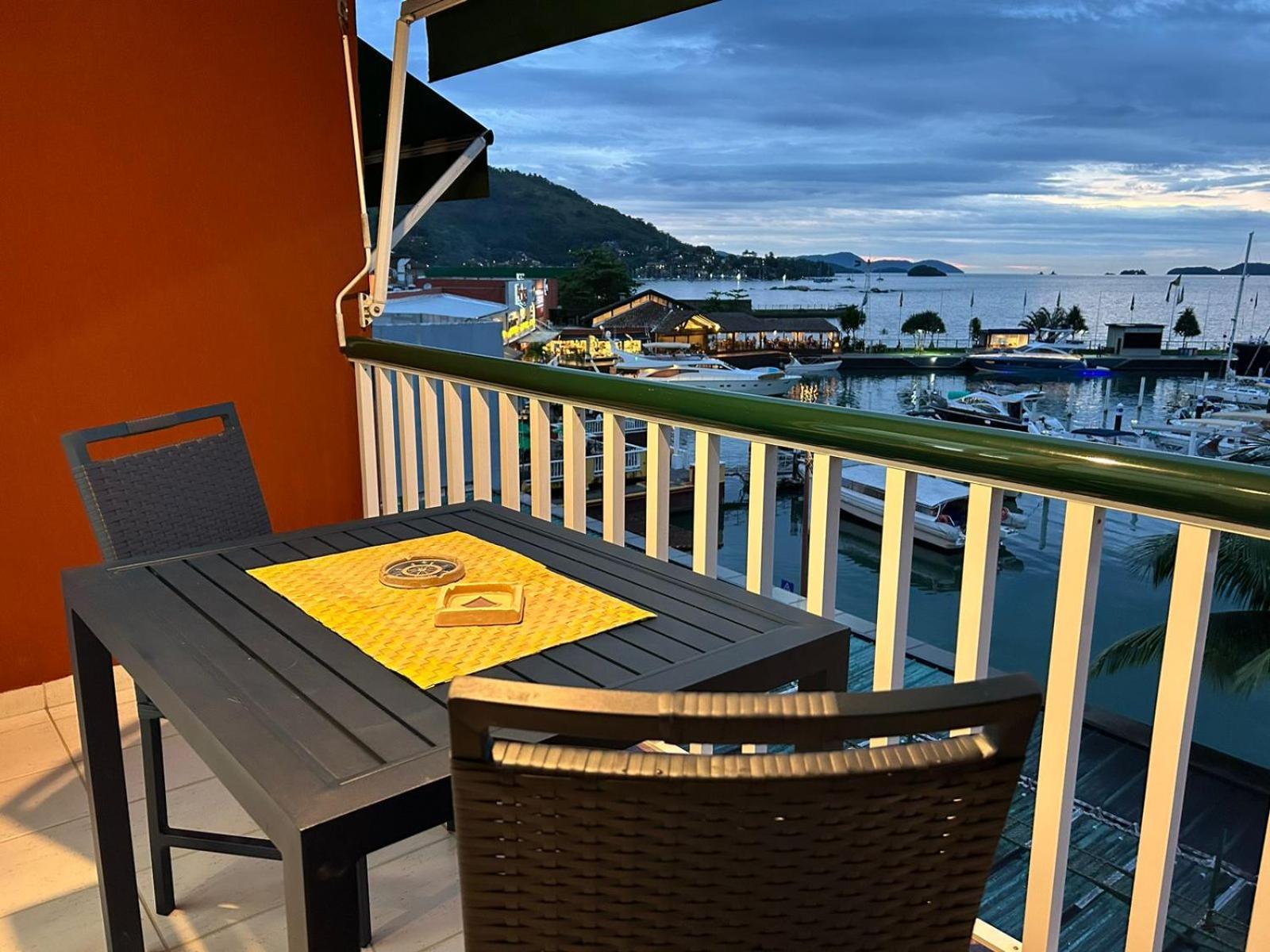 Apartmán Flat Bijoux Frente Mar No Shopping Piratas , Com Estacionamento Gratuito Angra dos Reis Exteriér fotografie